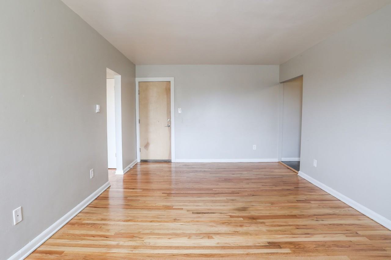 Jersey Apartments - Photo 5 of 28
