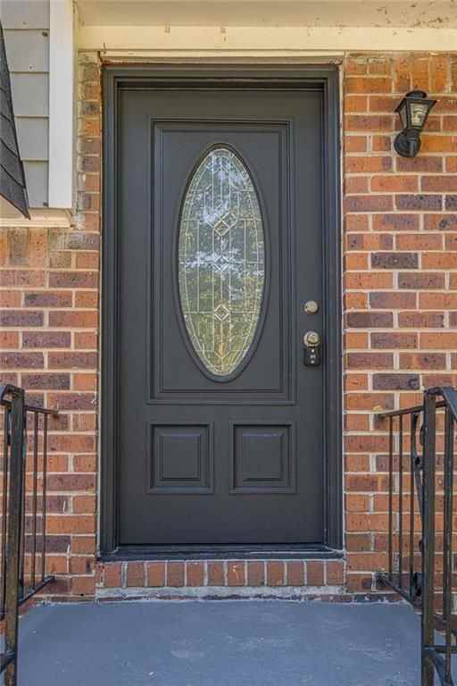 1798 Dogwood Ct - Photo 7 of 48