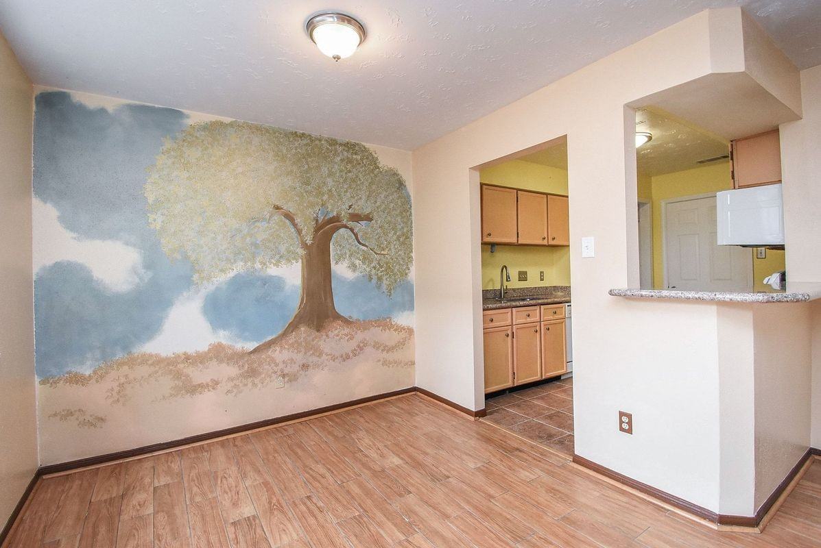 7822 Greenedge Dr - Photo 5 of 20