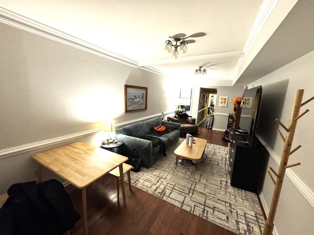 418 S Regester St - Photo 2 of 9