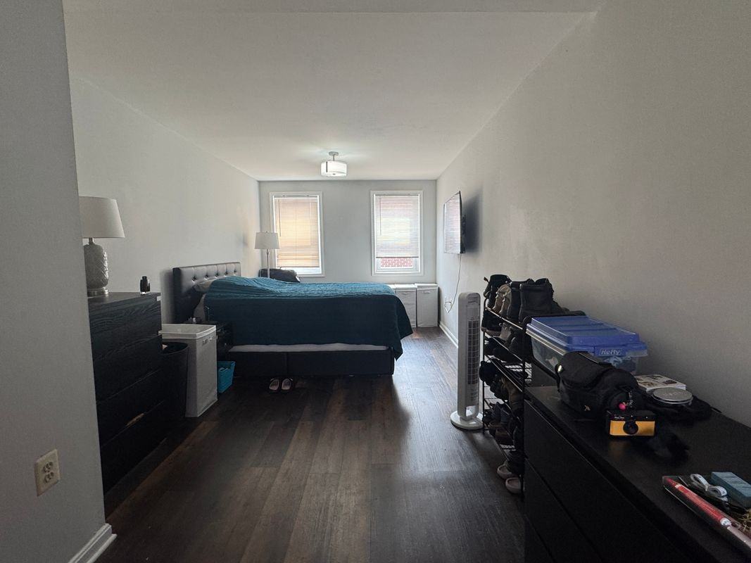 418 S Regester St - Photo 3 of 9