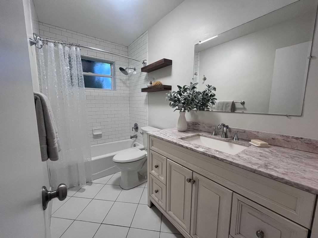 9840 Sw 165th Ter ##0 - Photo 7 of 10