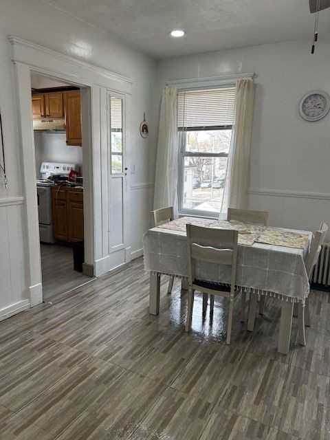 214 Oak St - Photo 6 of 7