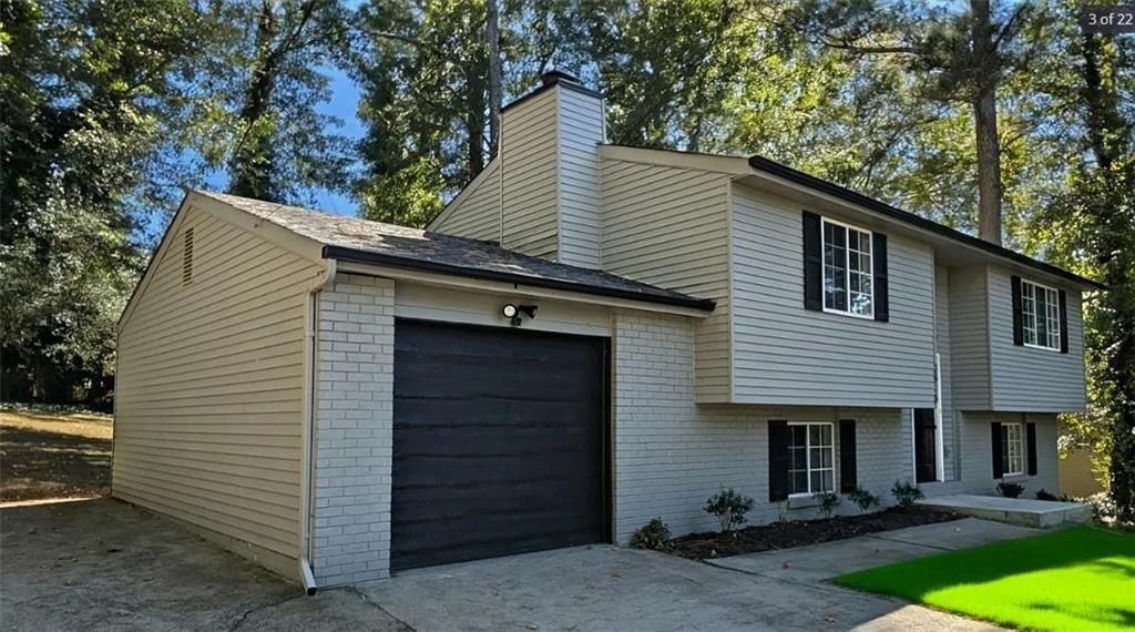 3414 Dearwood Dr Sw - Photo 3 of 22