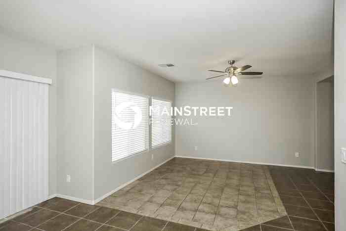 1154 Shades End Ave - Photo 6 of 17