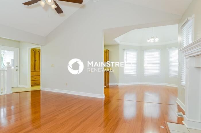 713 Sw Nelson Dr - Photo 4 of 17