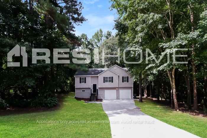 140 Country Cottage Cir