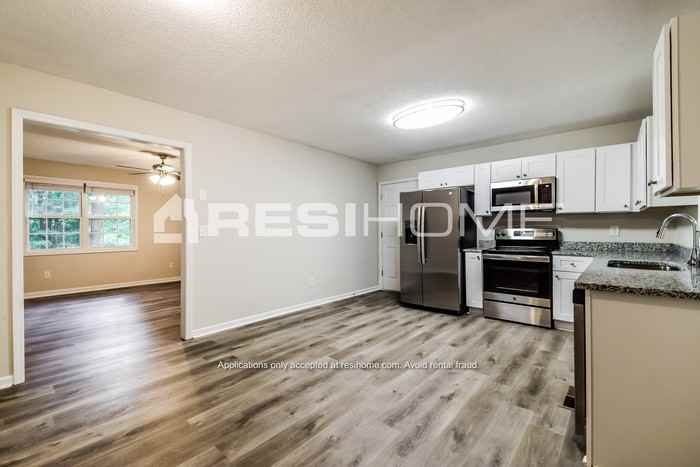 145 Teal Pl - Photo 4 of 21