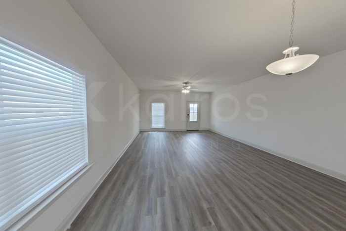 17623 Carlisle Ave - Photo 2 of 25