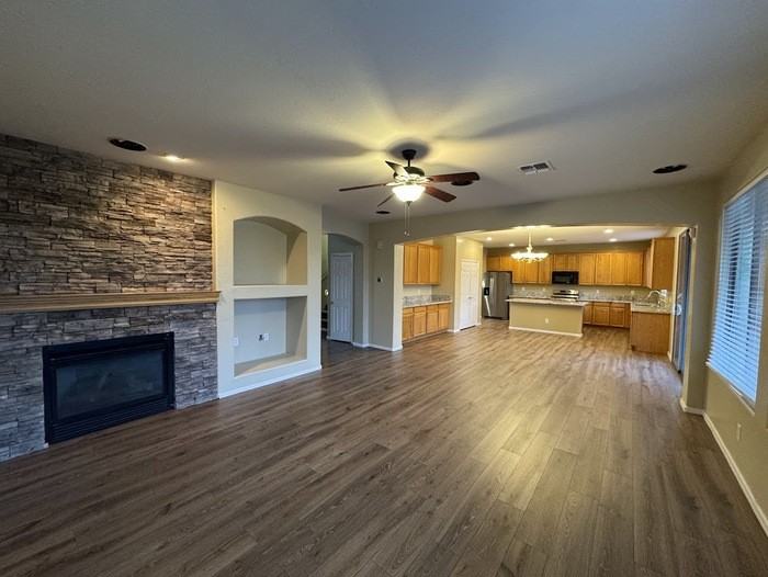 9405 S 26th Dr - Photo 5 of 39