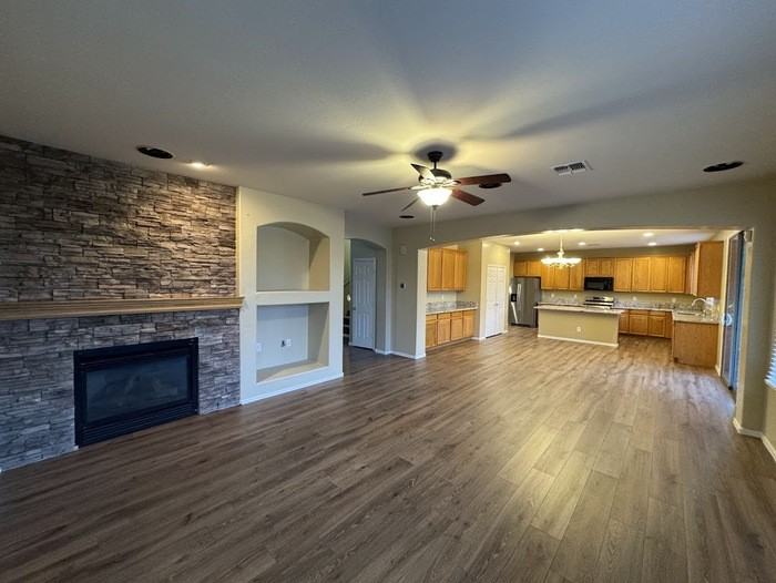 9405 S 26th Dr - Photo 6 of 39