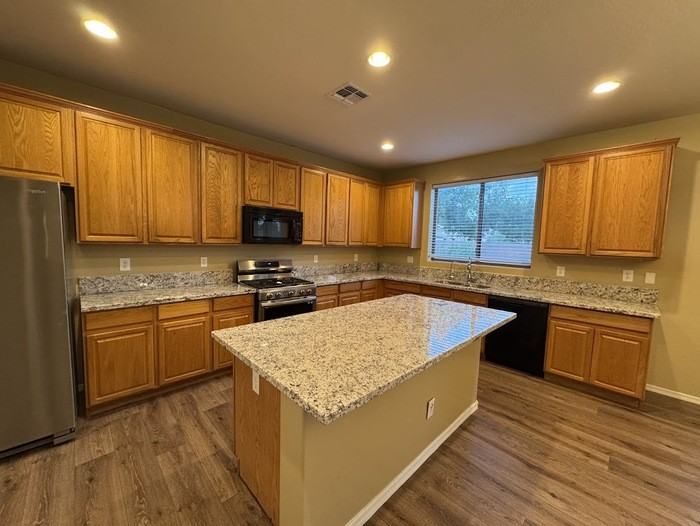 9405 S 26th Dr - Photo 7 of 39