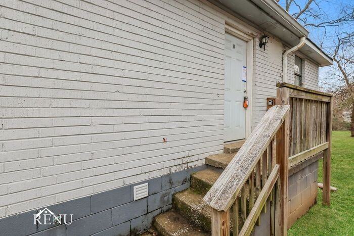 1025 Petway Ave #B - Photo 2 of 18