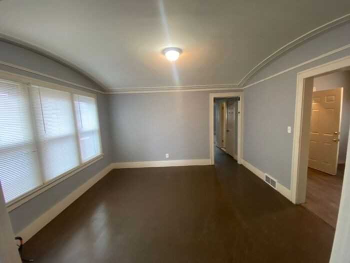 4243 Clements St - Photo 3 of 11