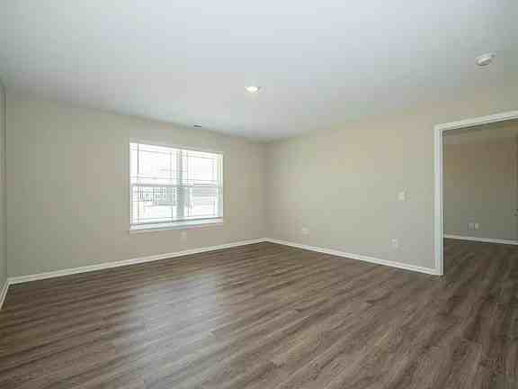 741 Marsh Aster Dr - Photo 5 of 18