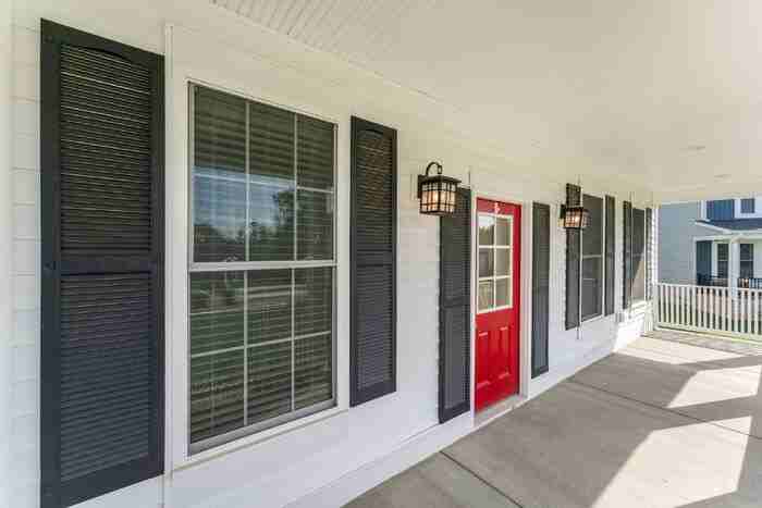 15400 Adelay Ct - Photo 4 of 45