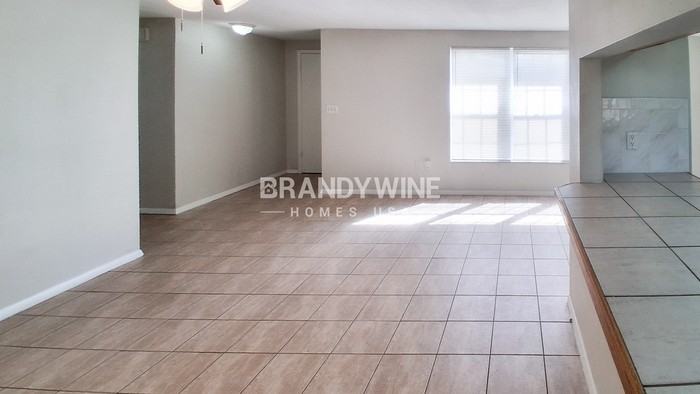 3535 Devonshire Dr - Photo 3 of 20