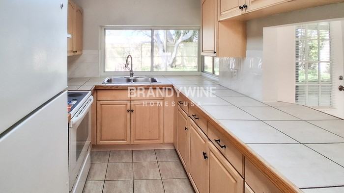 3535 Devonshire Dr - Photo 6 of 20