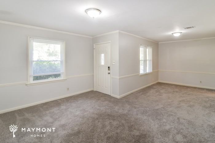 926 Green Ridge Ct - Photo 4 of 15