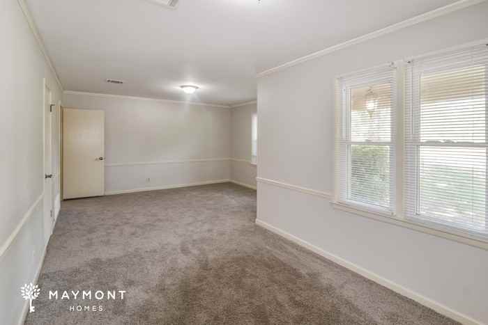 926 Green Ridge Ct - Photo 6 of 15