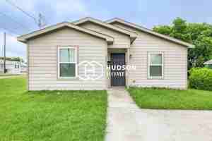 featured image of 1001 S Terrace St