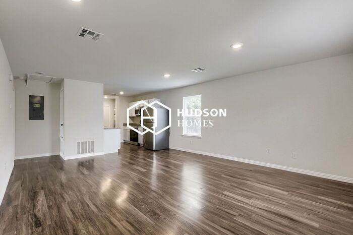 1001 S Terrace St - Photo 4 of 14