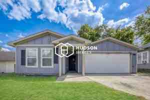 featured image of 425 E Oakwood St