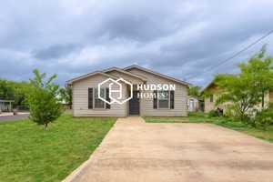 featured image of 540 W 16th St