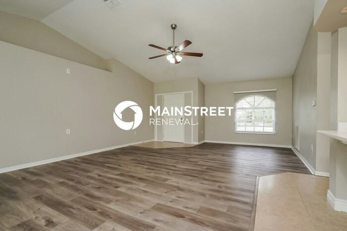 5316 Benton St - Photo 4 of 16