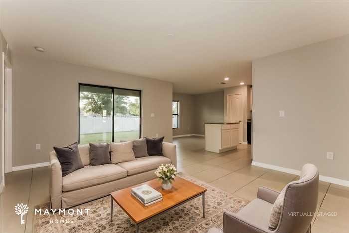 1113 Brenton Leaf Dr - Photo 5 of 14