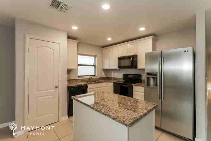 1113 Brenton Leaf Dr - Photo 6 of 14