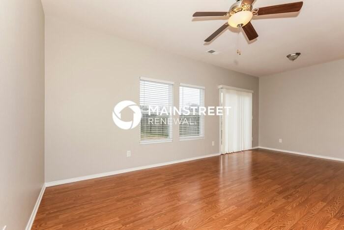 3509 Charterhall Ln - Photo 5 of 17