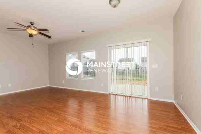 3509 Charterhall Ln - Photo 6 of 17