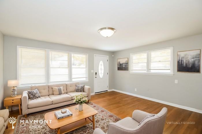 8542 Taylor Rd - Photo 7 of 15