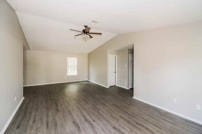 12921 Robin Cir - Photo 3 of 11