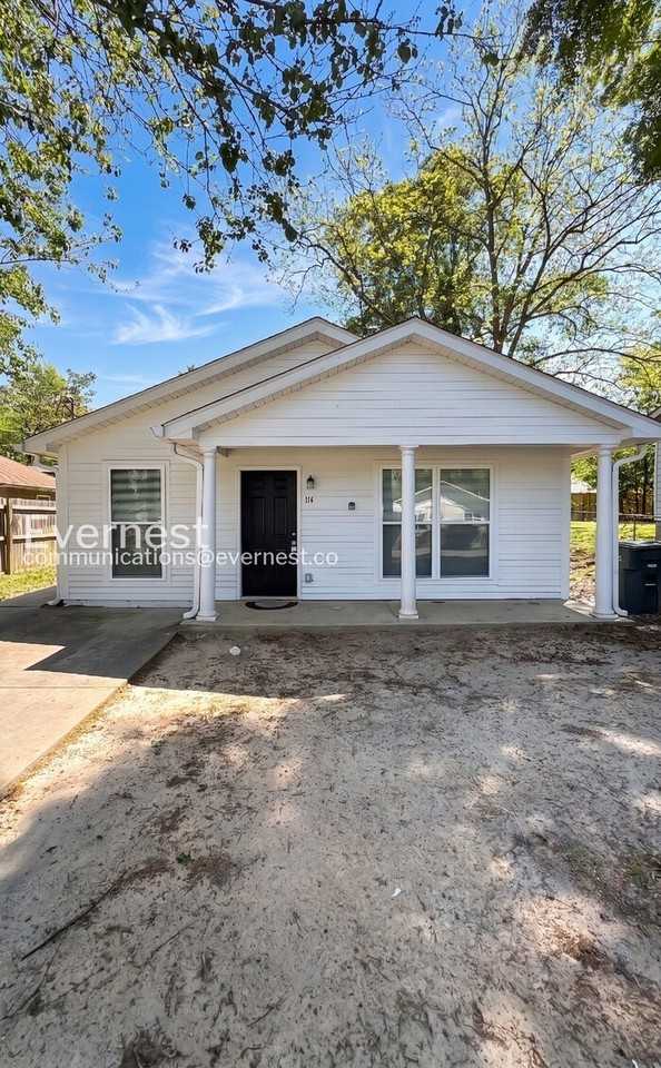 114 Blanton Ave - Photo 2 of 22