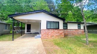 428 N Oak St - Photo 1 of 1