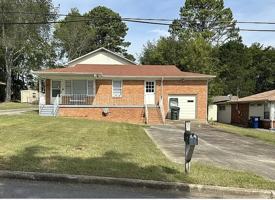 featured image of 2712 Garvin Rd Nw