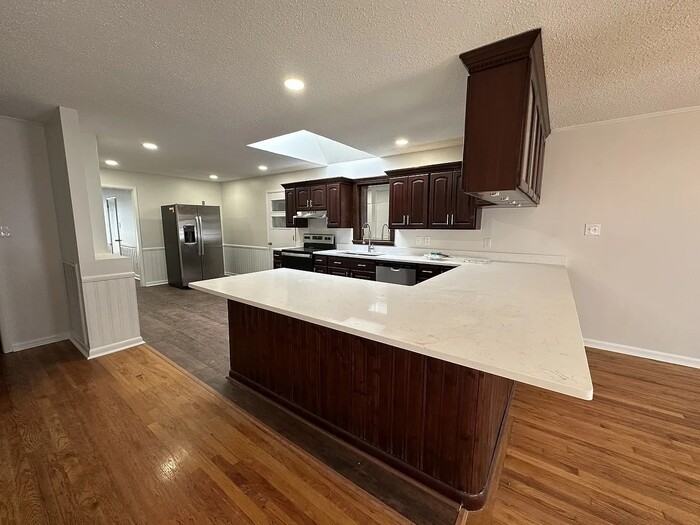 2712 Garvin Rd Nw - Photo 5 of 16