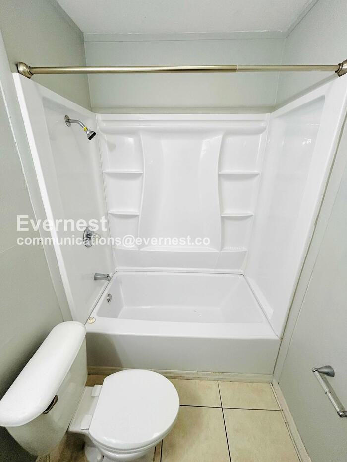 3019 W Meadow St - Photo 7 of 26