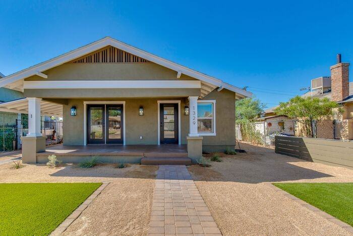 1329 E Brill St - Photo 5 of 25