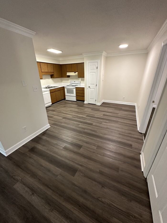 3502 Ivy Commons Dr #302 - Photo 2 of 8