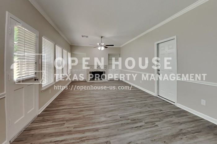 16306 Ash Point Ln - Photo 5 of 21