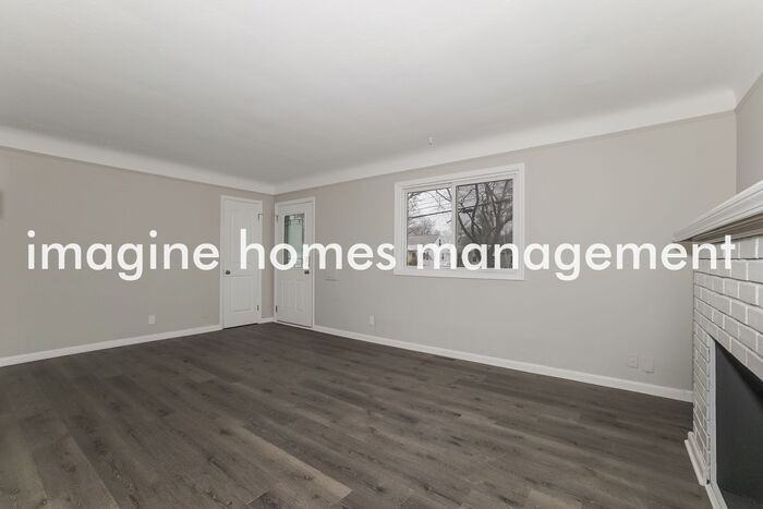 27811 Knickerbocker Rd - Photo 3 of 16