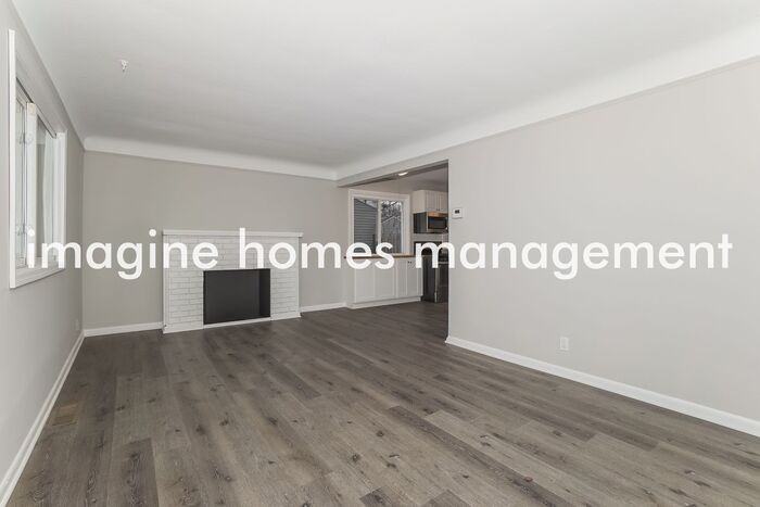 27811 Knickerbocker Rd - Photo 4 of 16