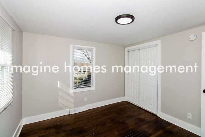 1205 Ne 84th Ter - Photo 7 of 13