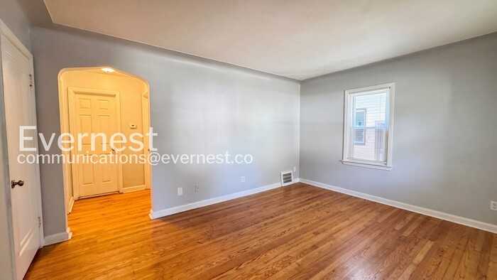 20244 Mccormick St - Photo 5 of 22