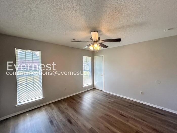 3565 Corsica Dr - Photo 7 of 20