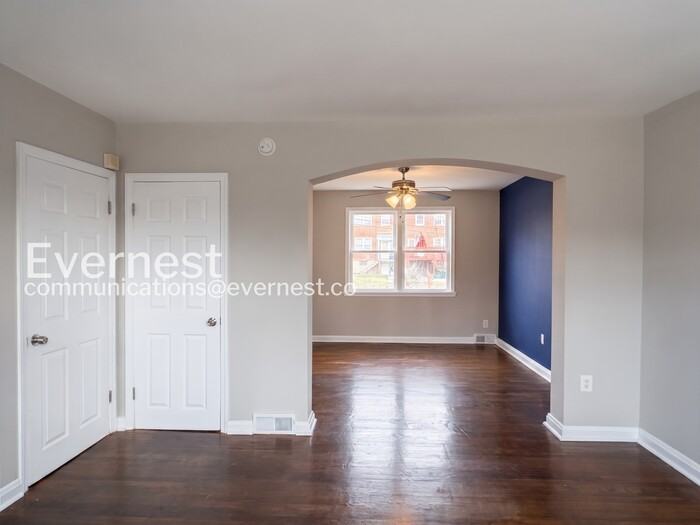 1408 Cedarcroft Rd - Photo 4 of 32