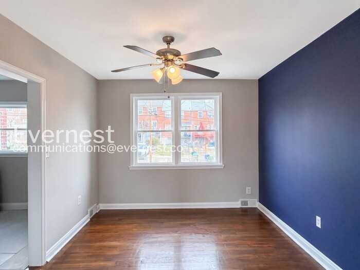 1408 Cedarcroft Rd - Photo 5 of 32